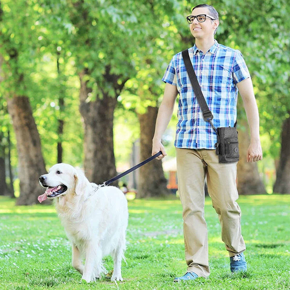 Portable Dog Training Treat Bag Pet Walking Snack Pouch with Waste Pickup Holder